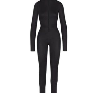 NWT SKIMS All In One Shine Mock Neck Front Zip Catsuit Kardashian Onyx (Medium)
